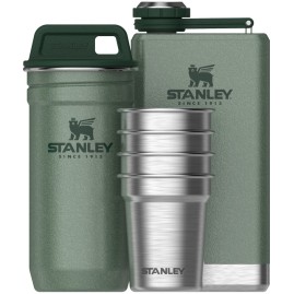 Набор: стопки STANLEY ADVENTURE 0,59L + фляга STANLEY ADVENTURE 0,23L 10-01883-058 зеленый Набор: стопки STANLEY ADVENTURE 0,59L + фляга STANLEY ADVENTURE 0,23L 10-01883-058 зеленый